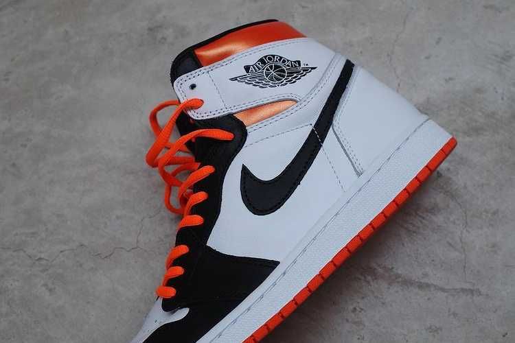 【スニダンで購入可】7/26発売 NIKE AIR JORDAN 1 HIGH OG "ELECTRO ORANGE" 抽選/定価/販売店舗まとめ 4枚目