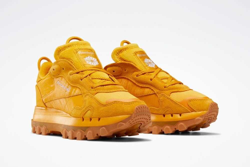 【スニダンで購入可】 7/17発売 CARDI B × REEBOK WMNS CLASSIC LEATHER   抽選/定価/販売店舗まとめ 2枚目