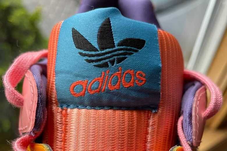【リーク】 BAD BUNNY × ADIDAS ORIGINALS ZX 8000 "ICE CREAM"  抽選/定価/販売店舗まとめ 3枚目
