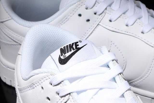 【販売リンクあり】7/9発売 Nike WMNS Dunk Low "Triple White" 抽選/定価/販売店舗まとめ 2枚目