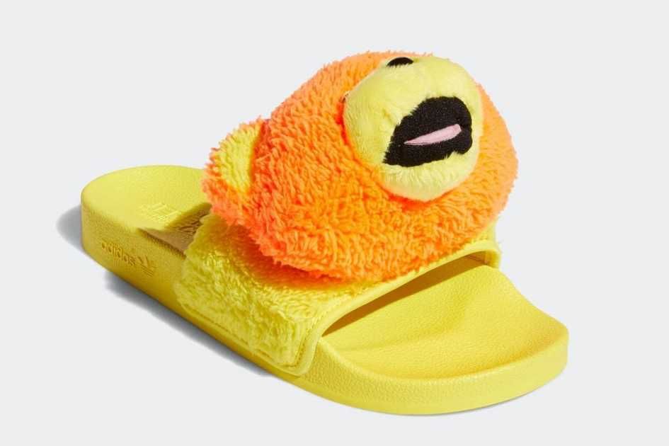 【スニダンで購入可】11/1・11/11・11/12発売 Jeremy Scott × adidas originals adilette Teddy 2colors  抽選/定価/販売店舗まとめ 10枚目