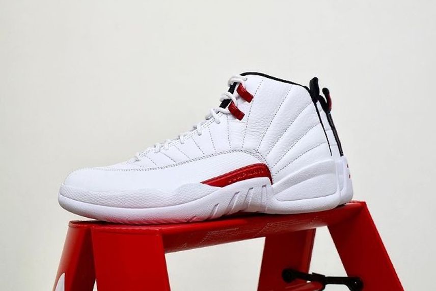 Retro 12 red white on sale