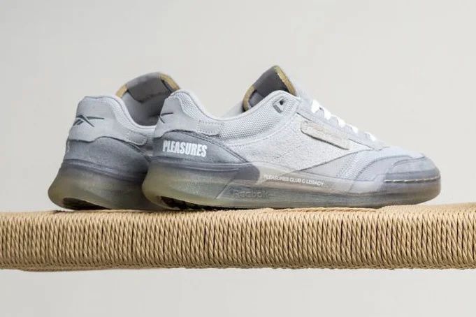 【スニダンで購入可】7/31・8/20発売 PLEASURES × REEBOK CLASSIC CLUB C 2TYPE 11枚目