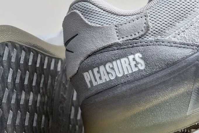 【スニダンで購入可】7/31・8/20発売 PLEASURES × REEBOK CLASSIC CLUB C 2TYPE 12枚目