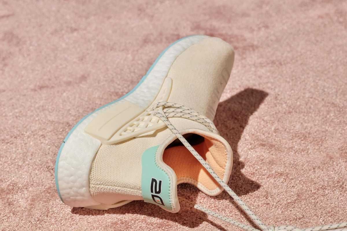 【スニダンで購入可】8/6発売 NERD × ADIDAS NMD HU "CHALK WHITE" 抽選/定価/販売店舗まとめ 3枚目