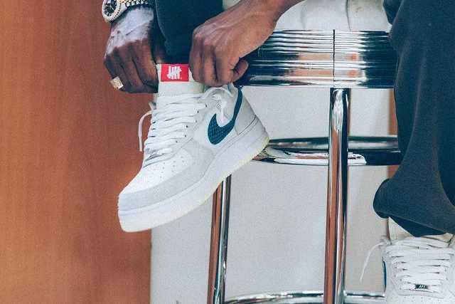 【スニダンで購入可】 9/9・9/22発売 UNDEFEATED × NIKE AIR FORCE 1 LOW 3COLORS 抽選/定価/販売店舗まとめ 10枚目