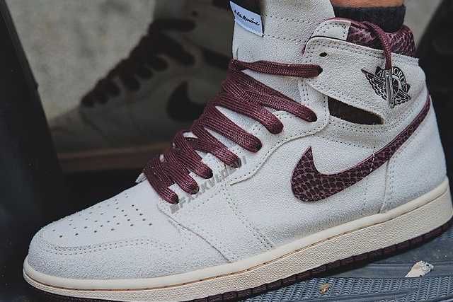 【スニダンで購入可】12/4発売 A Ma Maniére × Nike Air Jordan 1 Retro High OG "Sail and Burgundy" 抽選/定価/販売店舗まとめ 21枚目