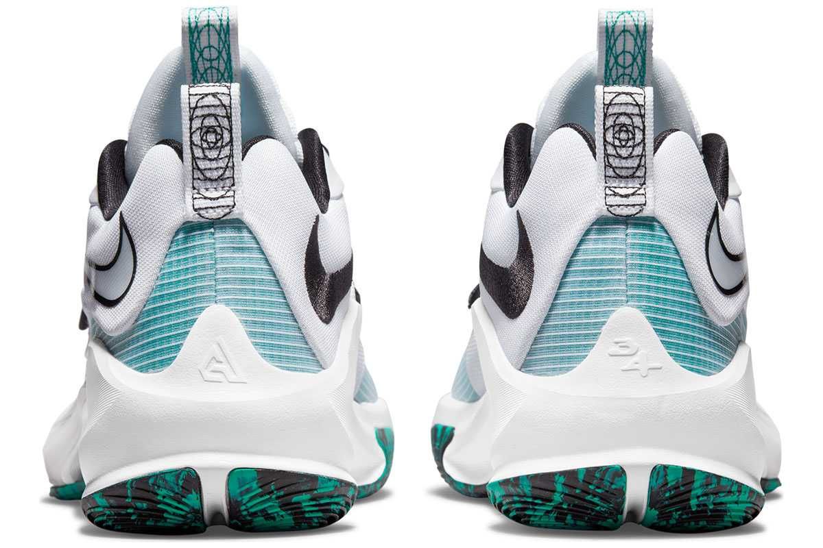 【発売延期】8/12発売 NIKE ZOOM FREAK 3 "WHITE / CLEAR EMERALD" 抽選/定価/販売店舗まとめ 4枚目