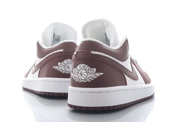 【スニダンで購入可】8/5発売 NIKE WMNS AIR JORDAN 1 LOW "TEAM RED" 抽選/定価/販売店舗まとめ 3枚目