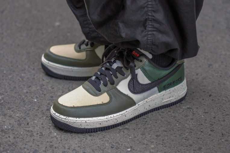 【スニダンで購入可】8/13発売 NIKE AIR FORCE 1 GORE TEX "MEDIUM OLIVE" 抽選/定価/販売店舗まとめ 2枚目