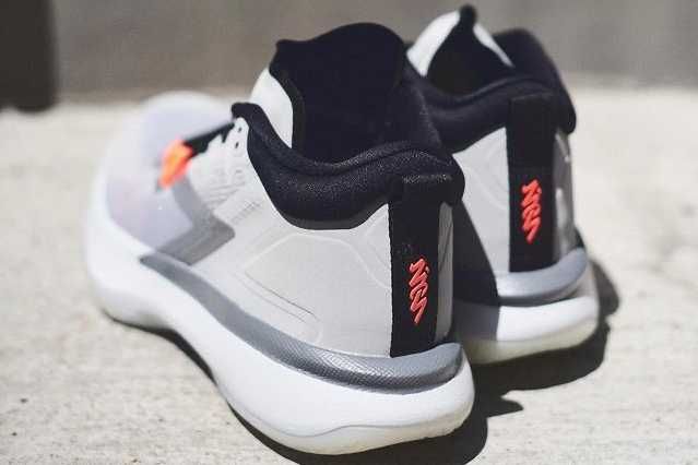 【スニダンで購入可】8/30発売 NIKE JORDAN ZION 1 "LIGHT SMOKE GRAY" 抽選/定価/販売店舗まとめ 3枚目