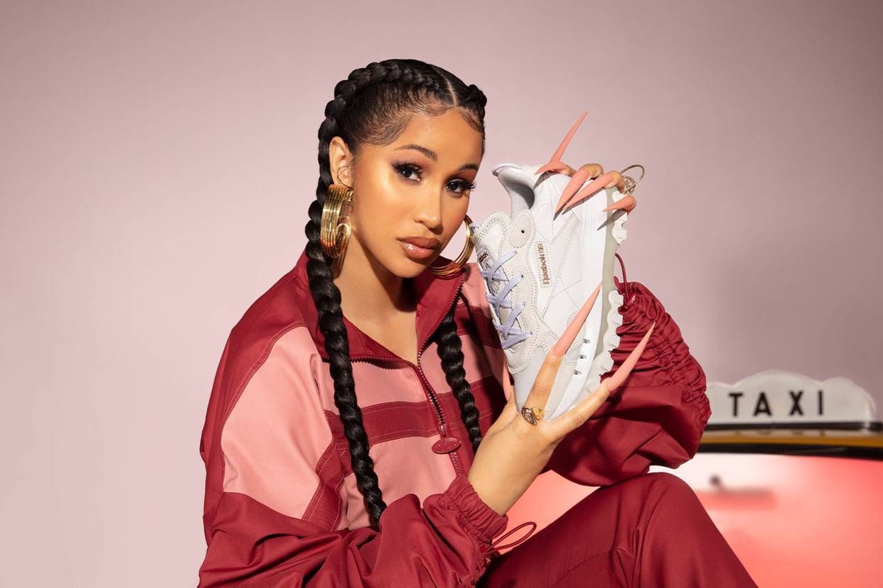 【販売リンクあり】8/28発売 CARDI B × REEBOK WMNS CLASSIC LEATHER "NYC-INSPIRED COLLECTION" 抽選/定価/販売店舗まとめ 8枚目