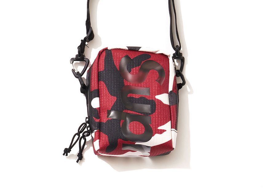 Supreme 21ss neck pouch Clearance