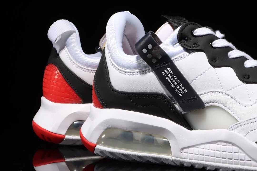 【スニダンで購入可】9/5発売  NIKE JORDAN MA2 "WHITE/BLACK/FIRE RED"  抽選/定価/販売店舗まとめ 3枚目