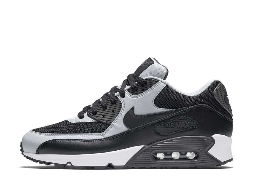 NIKE AIR MAX 90 ESSENTIAL