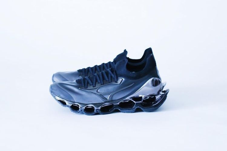 【スニダンで購入可】9/4発売 HAJIME SORAYAMA × MIZUNO WAVE PROPHECY SORAYAMA  "BLACK" 抽選/定価/販売店舗まとめ 5枚目