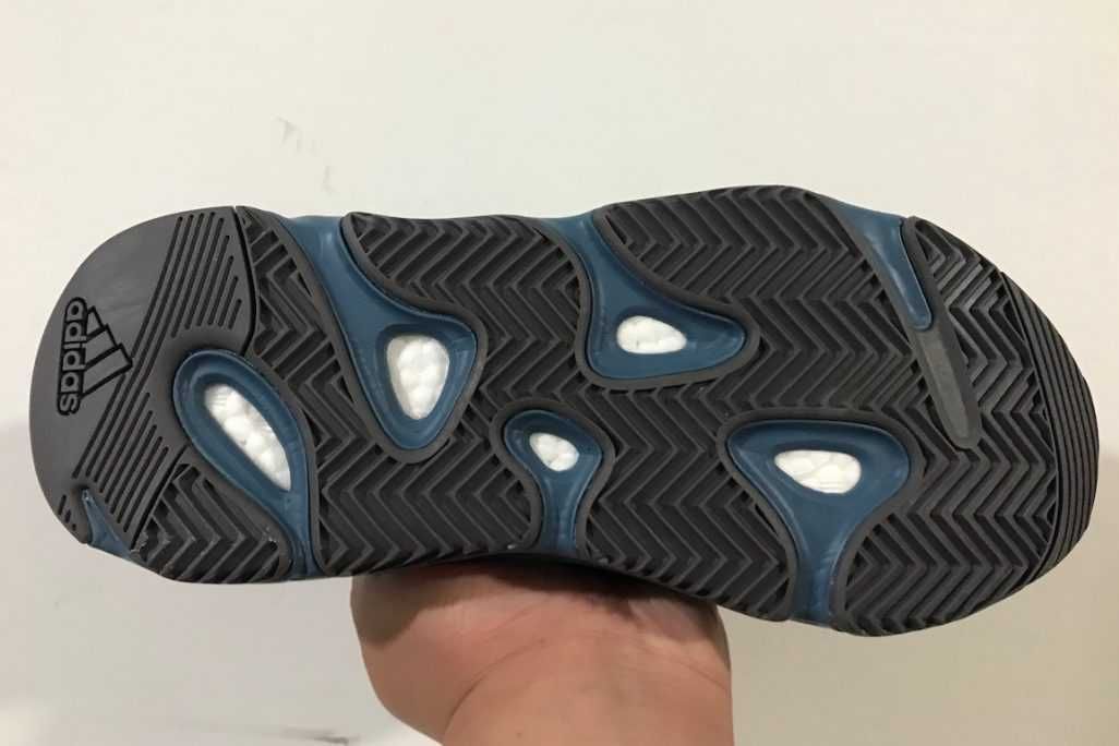 【スニダンで購入可】11/27発売 adidas YEEZY Boost 700"Faded Azure" 抽選/定価/販売店舗まとめ 16枚目