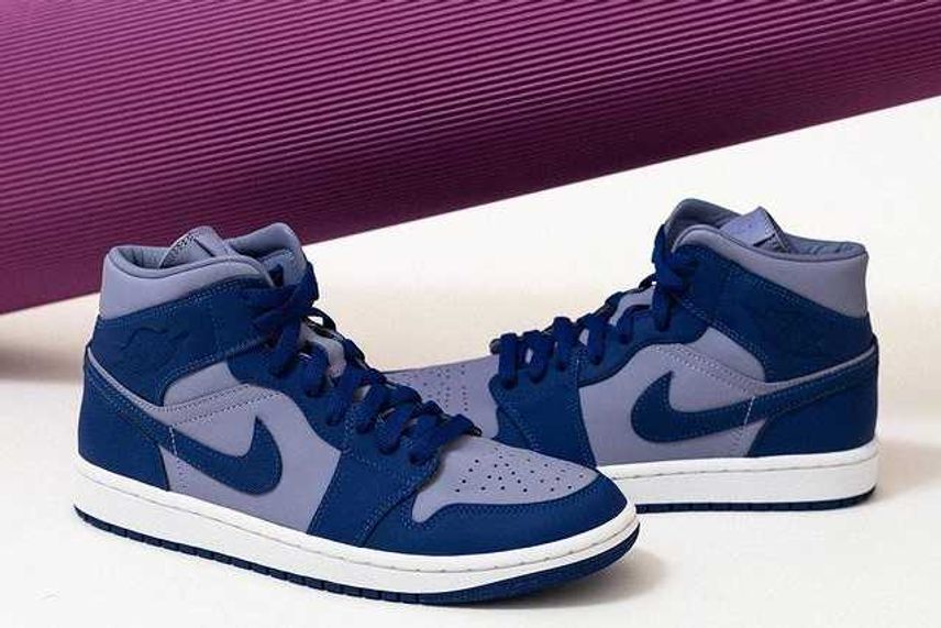 【スニダンで購入可】8/30・9/2発売 NIKE AIR JORDAN 1 MID "BLUE/GREY" 抽選/定価/販売店舗まとめ