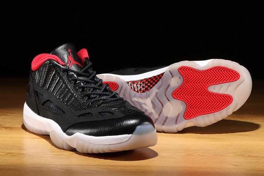 スニダンで購入可】9/17発売 NIKE AIR JORDAN 11 LOW IE