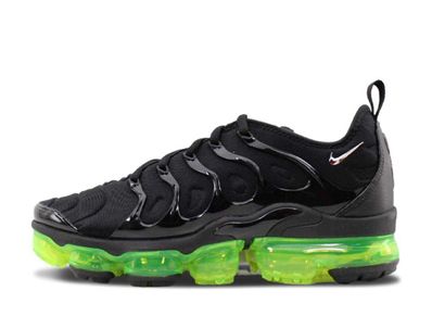 Nike air max plus 2025 black volt