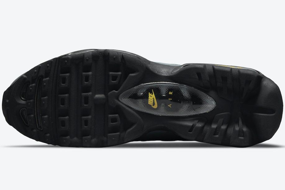 【リーク】海外2021年発売 NIKE AIR MAX 95 ULTRA "GREY VOLT" 抽選/定価/販売店舗まとめ 4枚目