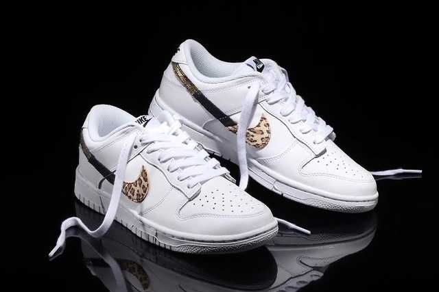 【販売リンクあり】9/18・9/25・9/29・10/19発売 Nike WMNS Dunk Low SE "Animal Swoosh" Pack 抽選/定価/販売店舗まとめ