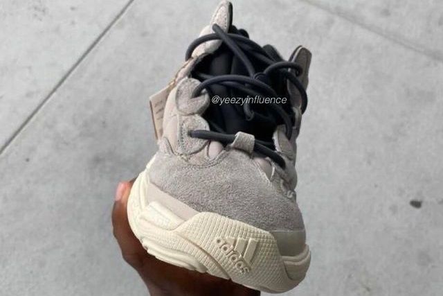 【スニダンで購入可】10/11発売 adidas Yeezy 500 High "Mist Stone" 抽選/定価/販売店舗まとめ 5枚目