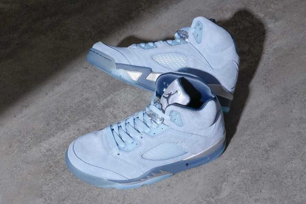 【スニダンで購入可】10/7発売 Nike WMNS Air Jordan 5 Retro "Blue Bird" 抽選/定価/販売店舗まとめ 4枚目