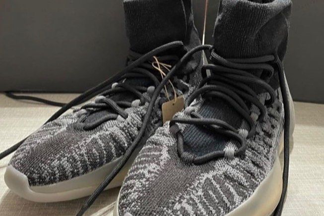 【スニダンで購入可】12/16発売 adidas YEEZY BSKTBL KNIT "Slate Blue" 抽選/定価/販売店舗まとめ 4枚目