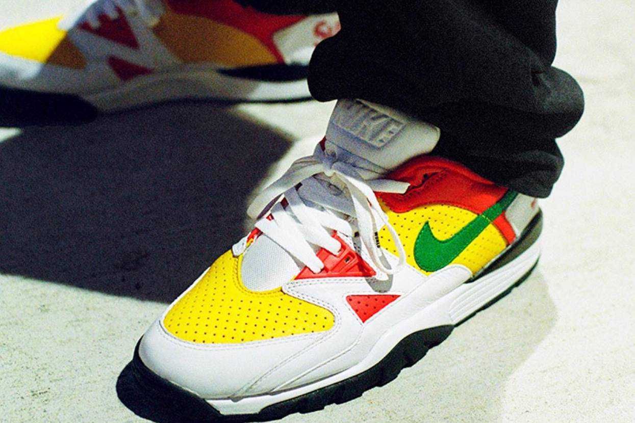 【スニダンで購入可】10/16発売 Supreme × Nike Air Cross Trainer 3 Low 2colors 抽選/定価/販売店舗まとめ 2枚目