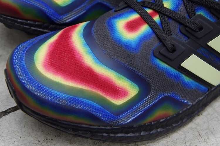 【スニダンで購入可】10/21発売 adidas Consotrium Ultraboost "Heat Map" 抽選/定価/販売店舗まとめ 2枚目