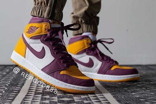 【スニダンで購入可】2/26発売 Nike Air Jordan 1 High OG "Brotherhood" 抽選/定価/販売店舗まとめ 5枚目