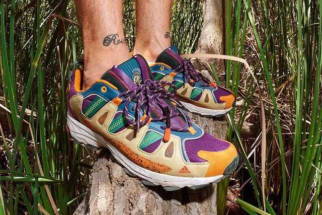 【スニダンで購入可】9/25・10/2発売 Sean Wotherspoon × Disney × adidas Superturf Adventure "Jiminy Cricket" 抽選/定価/販売店舗まとめ 2枚目