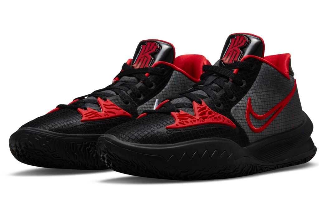 【スニダンで購入可】11/1発売 Nike Kyrie Low 4 "Black/Red" 抽選/定価/販売店舗まとめ 2枚目