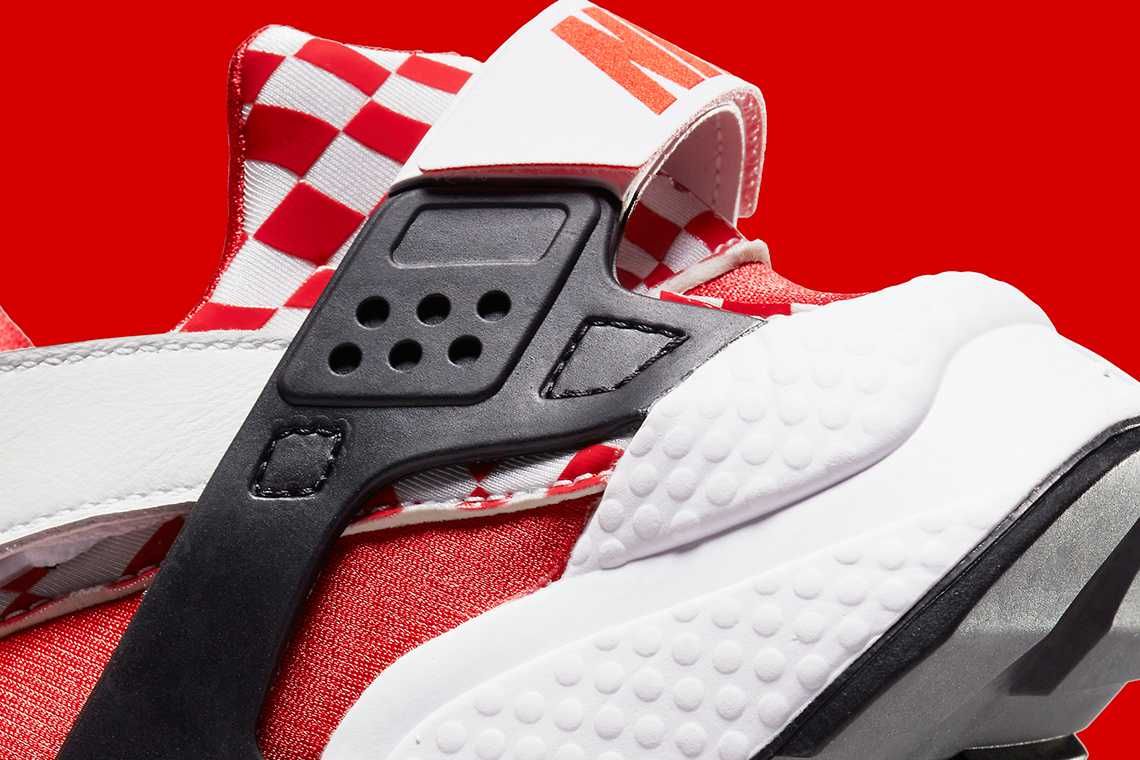 【販売リンクあり】11/30発売 Nike Air Huarache "Liverpool" 抽選/定価/販売店舗まとめ 16枚目