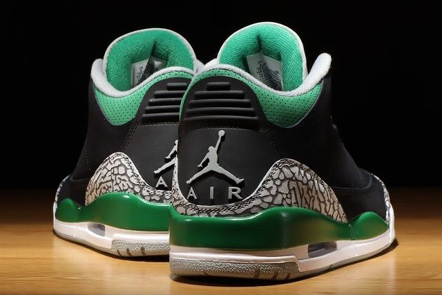 【スニダンで購入可】11/13発売 Nike Air Jordan 3 "Pine Green" 抽選/定価/販売店舗まとめ 2枚目