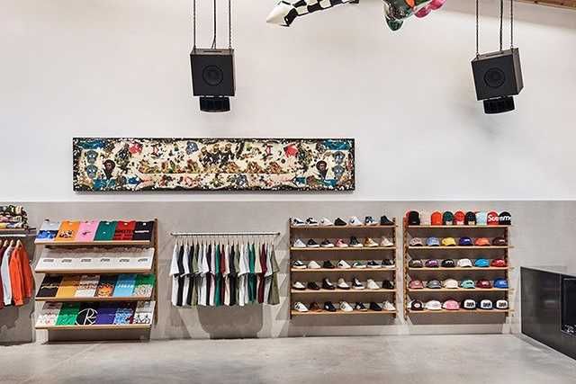 【新旗艦店】大人気ストリートブランドSupremeがドイツベルリンに新店舗をオープン! 3枚目