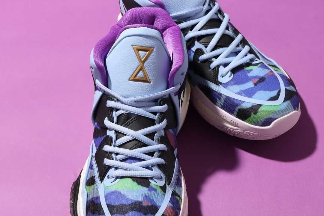 【スニダンで購入可】11/13発売 Nike Kyrie 8 "Aluminium" 抽選/定価/販売店舗まとめ 2枚目