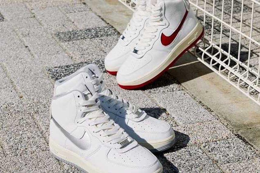 スニダンで購入可 11 発売 Nike Wmns Air Force 1 Strapress 2colors 抽選 定価 販売店舗まとめ スニーカーダンク スニダンで購入可 11 発売 Nike Wmns Air Force 1 Strapress 2colors 抽選 定価 販売店舗まとめ スニーカーダンク