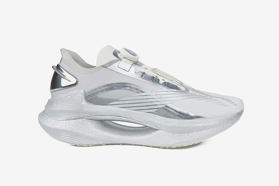 【リーク】海外11月発売 Hajime Sorayama × LI-NING Collection 抽選/定価/販売店舗まとめ 2枚目