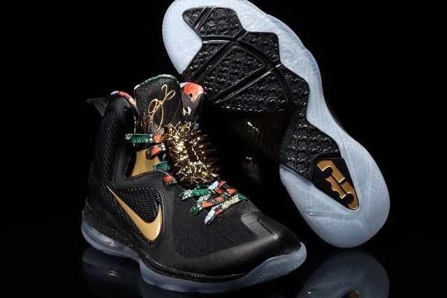 【スニダンで購入可】1/6発売 Nike Lebron 9 "Watch The Throne" 抽選/定価/販売店舗まとめ 2枚目