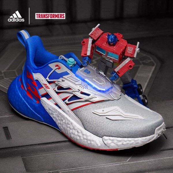 【リーク】海外11/17発売 Transformers × adidas X9000L4 TF I 2colors 抽選/定価/販売店舗まとめ 4枚目