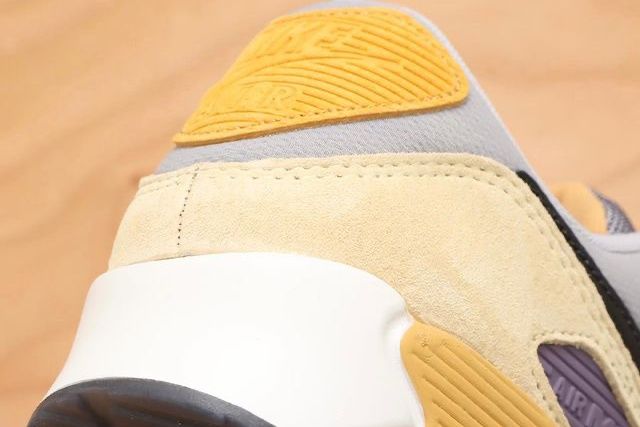 【スニダンで購入可】12/15発売 Nike Air Max 90 2colors 抽選/定価/販売店舗まとめ 4枚目