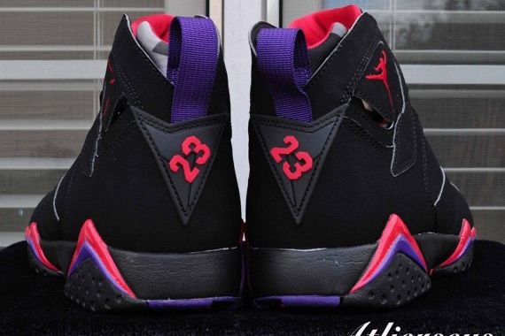 【リーク】海外2021年 Nike Air Jordan 7 "Raptors" 抽選/定価/販売店舗まとめ 4枚目