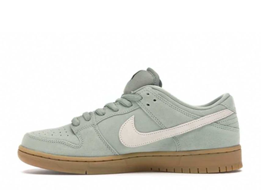 Nike SB Dunk Low