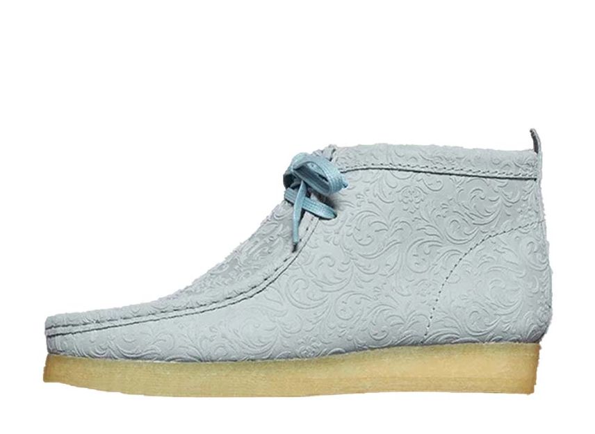 Baby blue top clarks wallabees