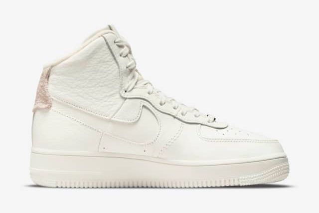【スニダンで購入可】1/6発売 Nike WMNS Air Force 1 Sculpt "Sail" 抽選/定価/販売店舗まとめ 3枚目