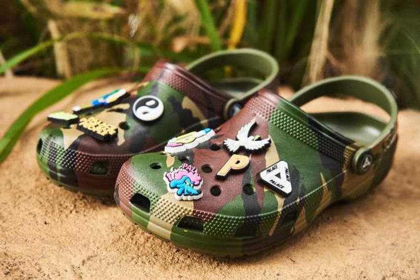【スニダンで購入可】1/2発売 Crocs × Palace Classic Clog "Camouflage" 抽選/定価/販売店舗まとめ