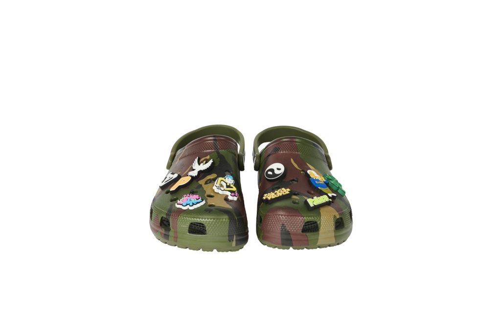 【スニダンで購入可】1/2発売 Crocs × Palace Classic Clog "Camouflage" 抽選/定価/販売店舗まとめ 4枚目
