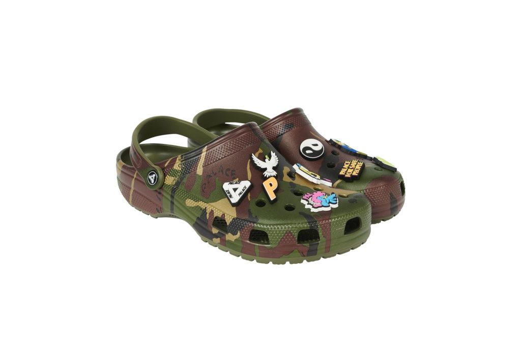 【スニダンで購入可】1/2発売 Crocs × Palace Classic Clog "Camouflage" 抽選/定価/販売店舗まとめ 3枚目